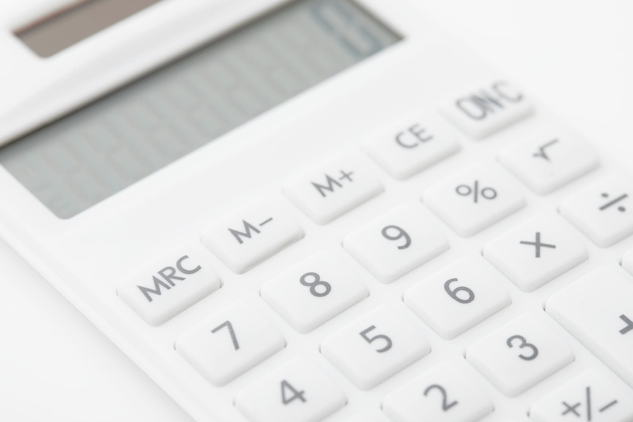 審美歯科の治療法別の費用相場イメージ