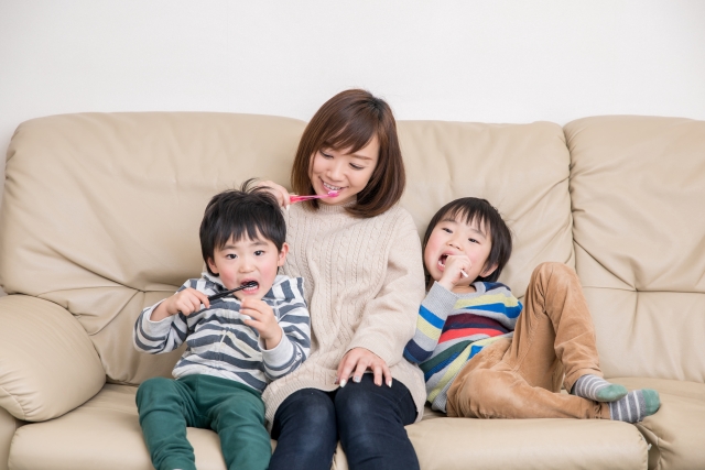 家庭でできる「歯並びセルフチェック」