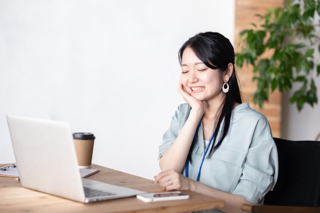 顎関節症を悪化させる「NG習慣」｜実はこんな癖が原因に？