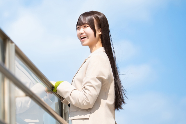 「今の笑顔を、一生モノの自信に変えませんか？」