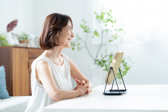 40代・50代から始める矯正治療の不安と解決策