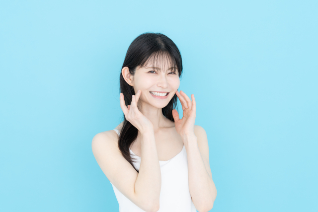 40代・50代にマウスピース矯正が選ばれる理由！見た目だけではない3つのメリット